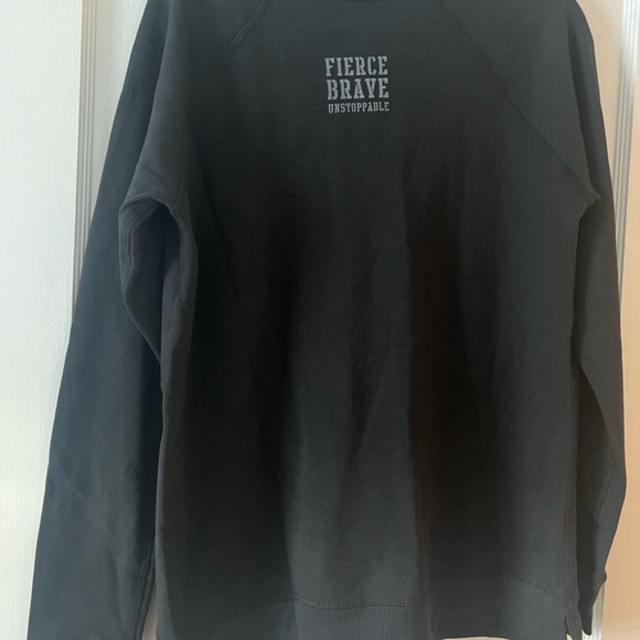 Peloton Sweatshirt - size Medium - oversized fit - Picture 2 of 6